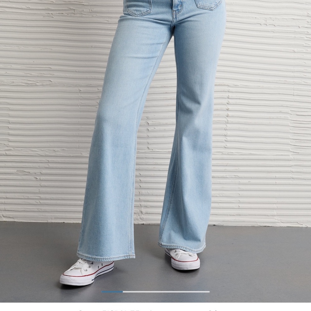 American Eagle Outfitters Light Wash Flare Jeans